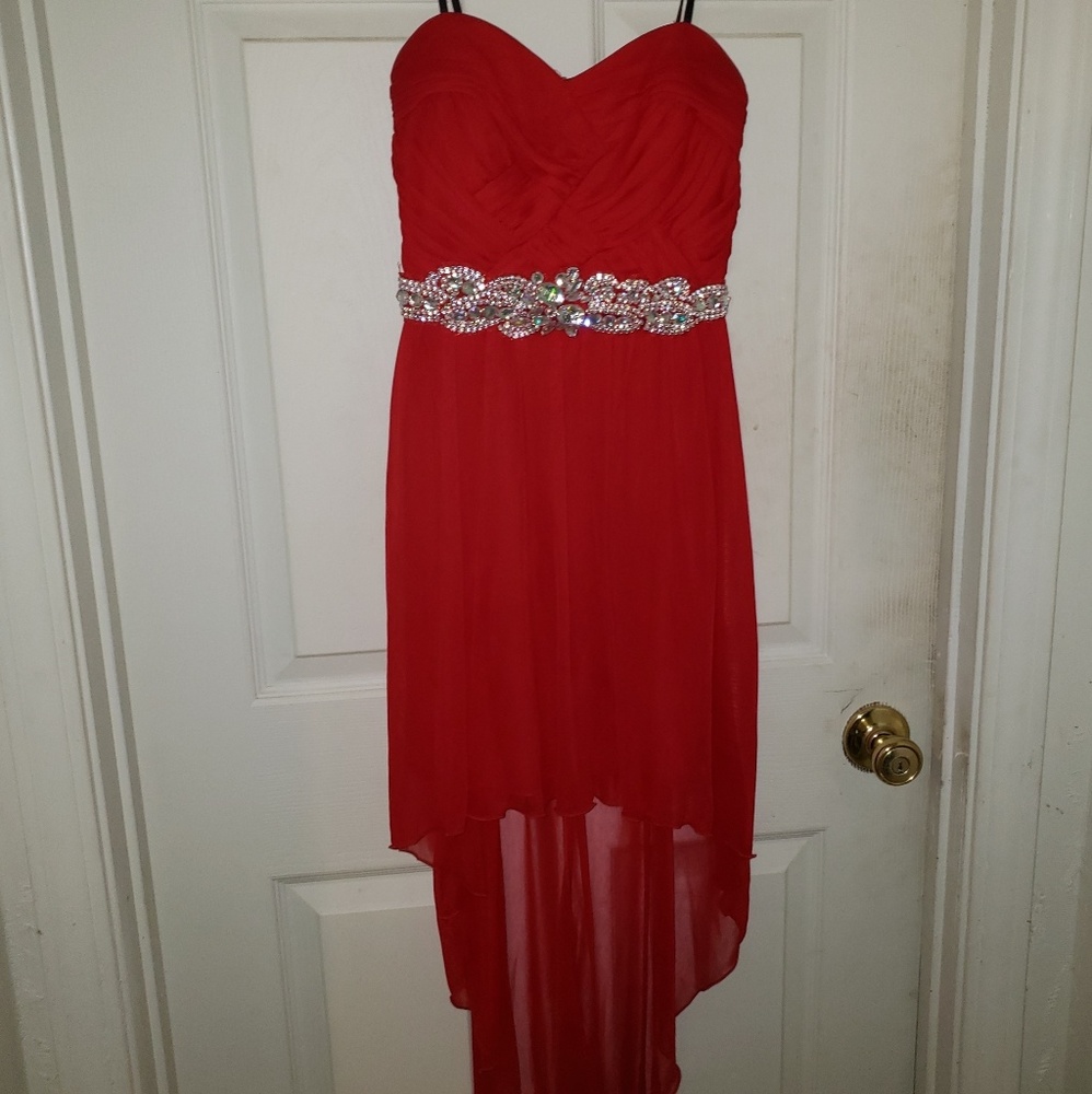 High low Jr's homecoming dress